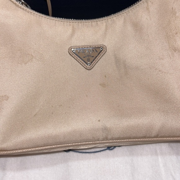 Prada bag - Picture 2 of 6